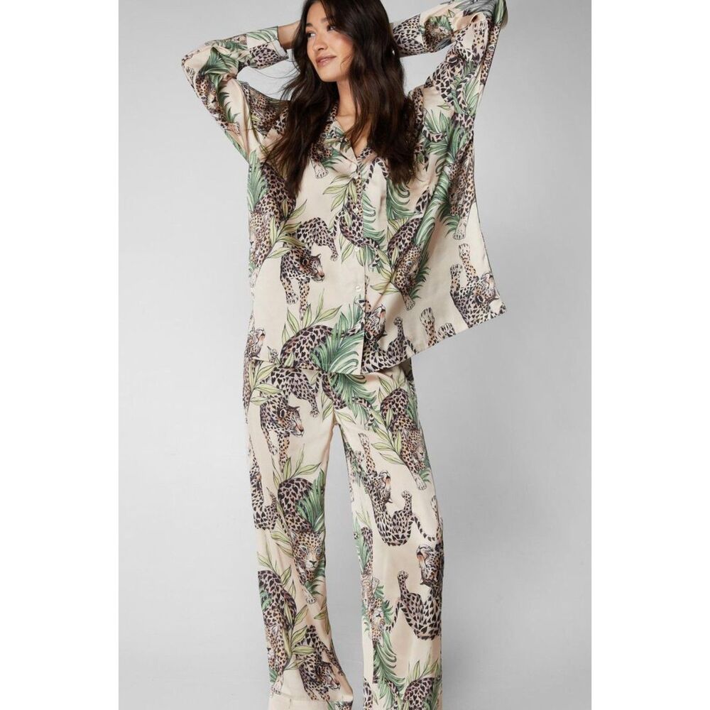Nasty Gal Womens Satin Leopard Oversized Pajama Long Sleeve Pants Set Large